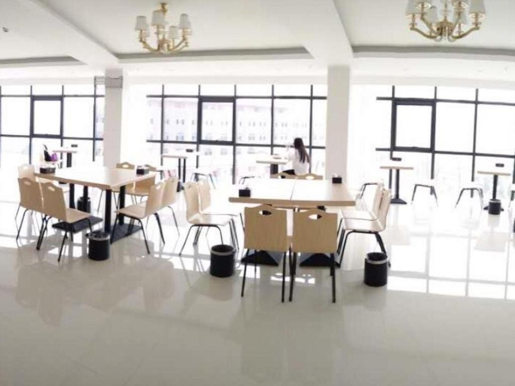 Greentree Inn Zhengzhou Xinzheng City Longhu Town Xiangyun Road Express Hotel Kültér fotó