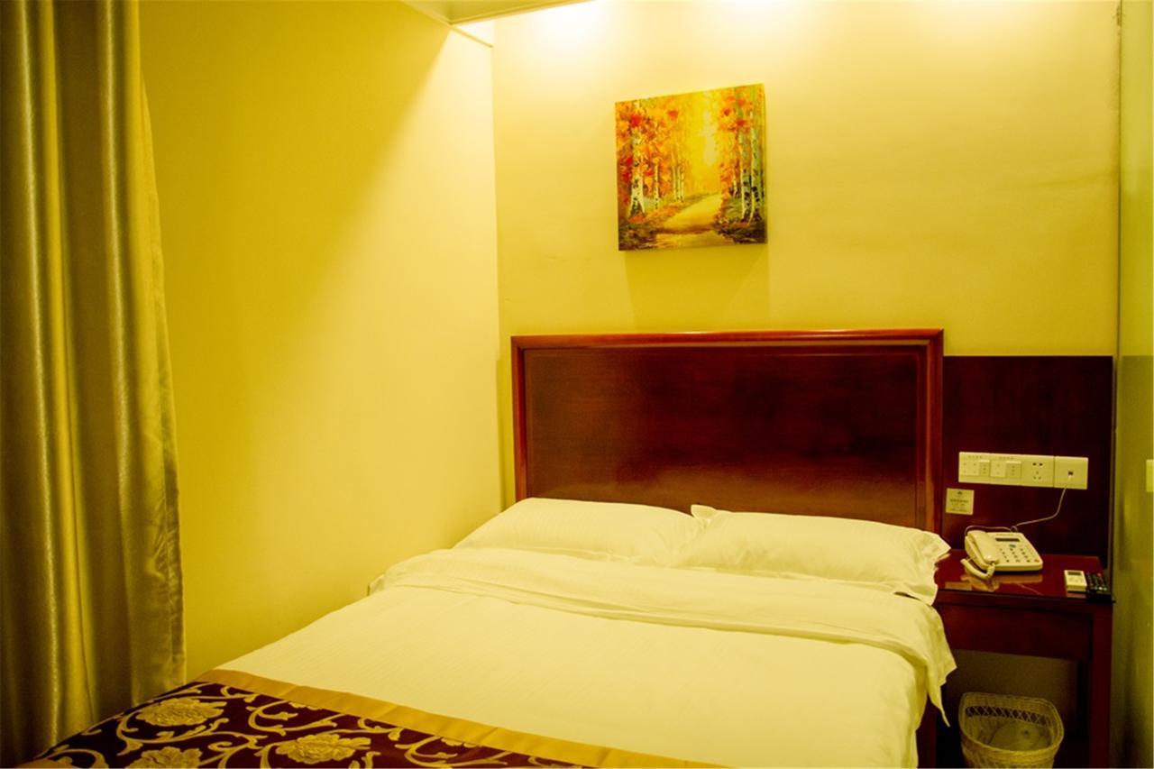 Greentree Inn Zhengzhou Xinzheng City Longhu Town Xiangyun Road Express Hotel Kültér fotó